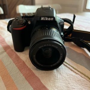 Nikon D5600